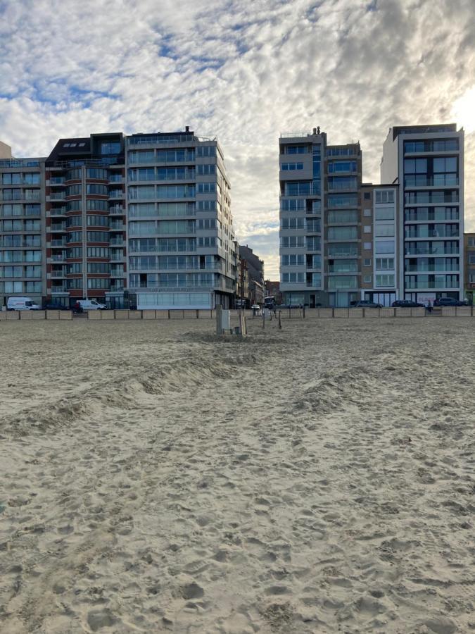 Appartement Met Zicht Op Zee Knokke-Heist Exterior photo